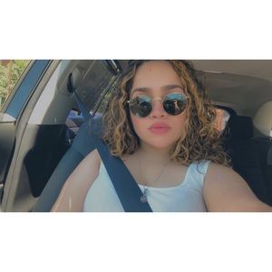 Meet your Posher, Katherine